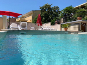  Grand Pool Apartments Ika-Opatija  Опатия